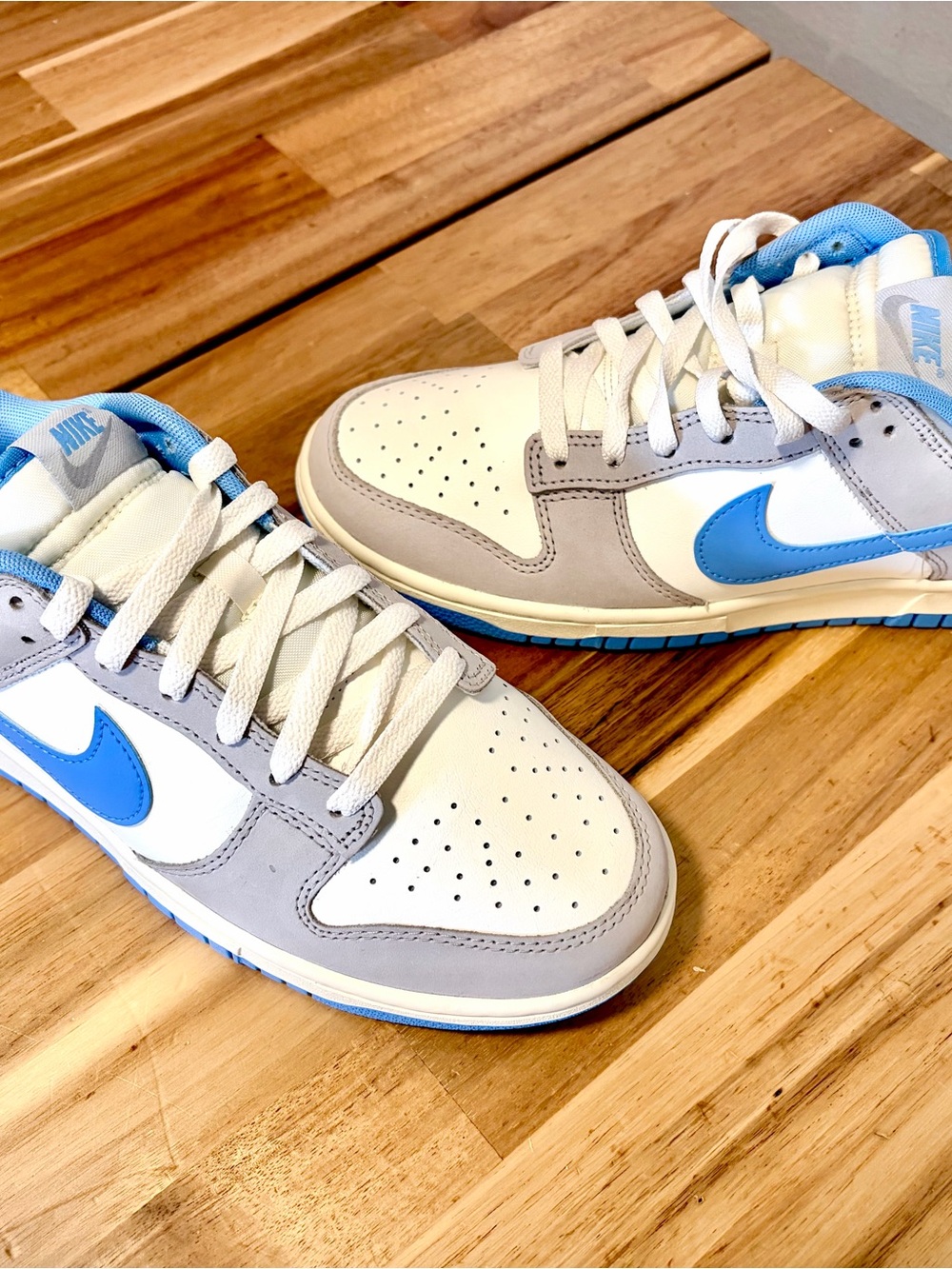 Nike Dunk Low UNC Light Blue and White